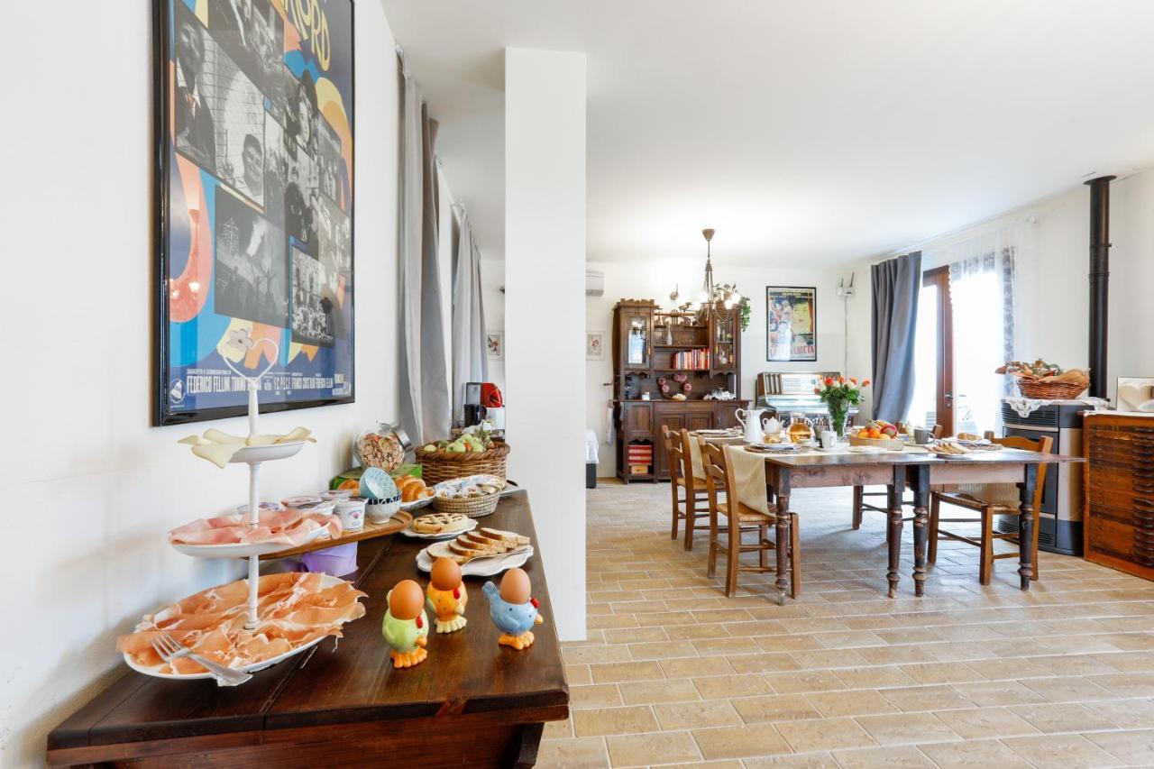 Locanda Della Lavanda San Clemente  Extérieur photo