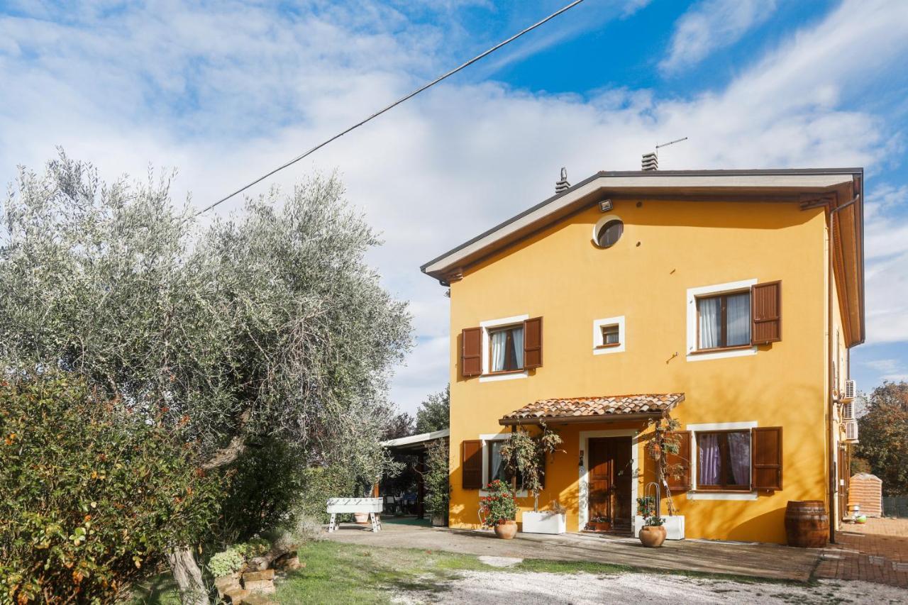 Locanda Della Lavanda San Clemente  Extérieur photo